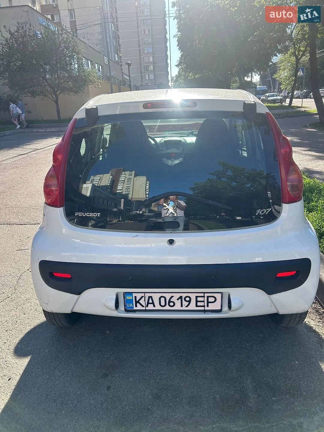 2011 Peugeot 107 - мініатюра 2