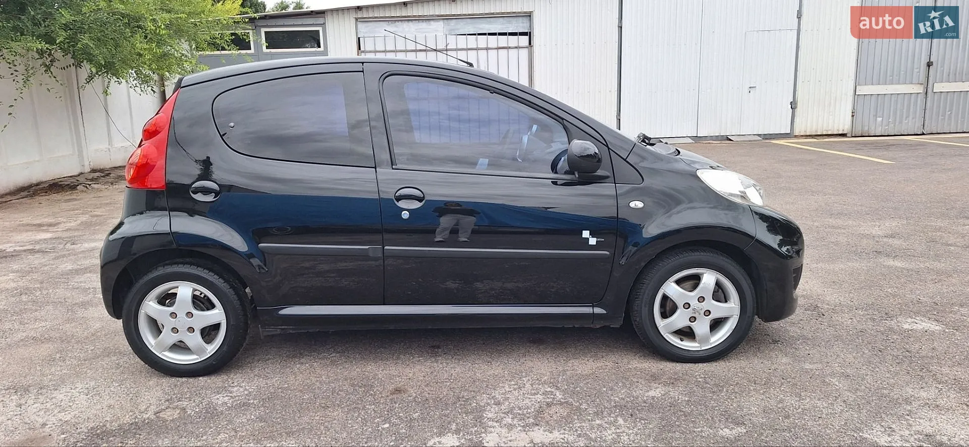 2011 Peugeot 107 - мініатюра 13