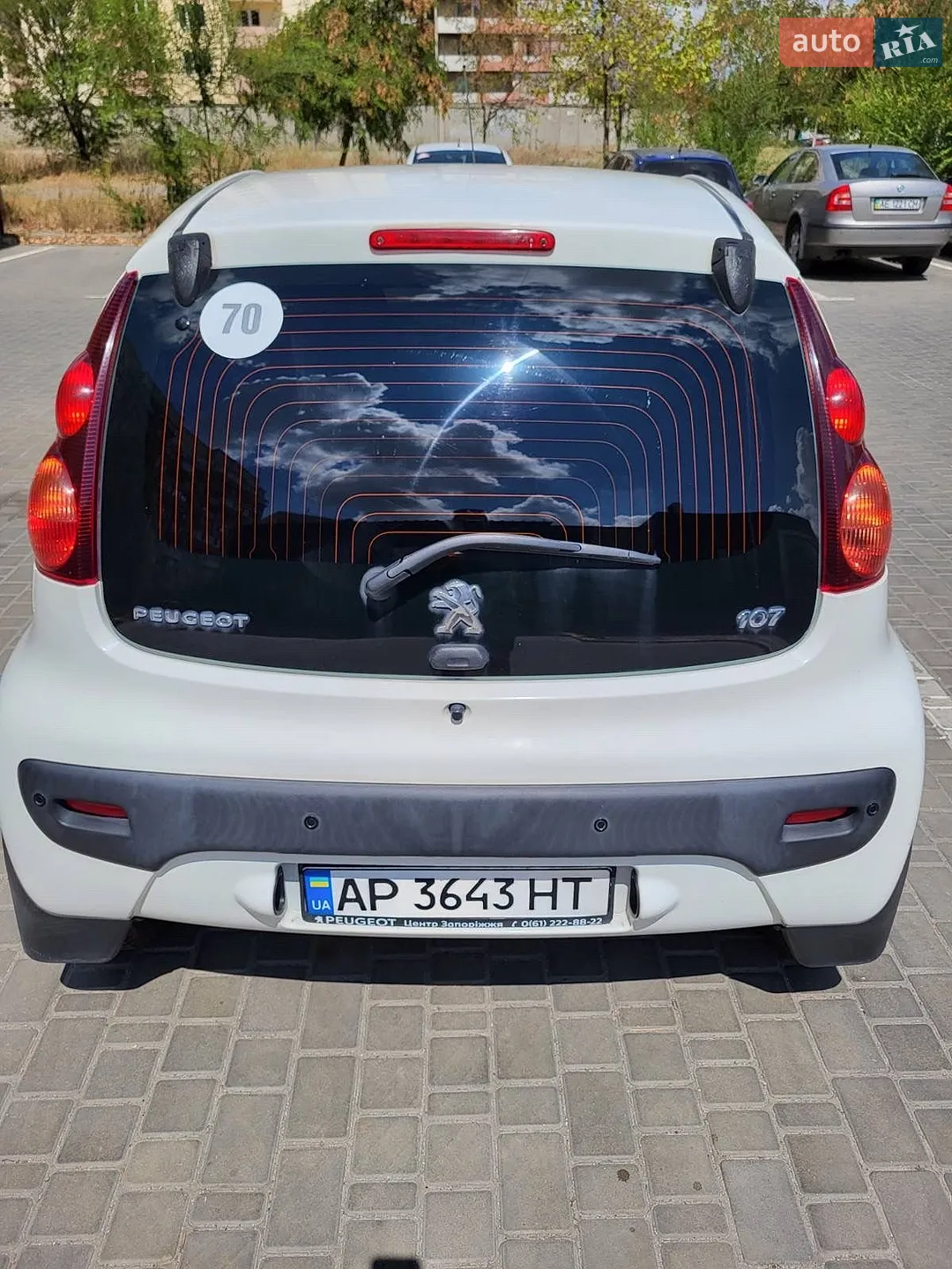 2014 Peugeot 107 - мініатюра 2