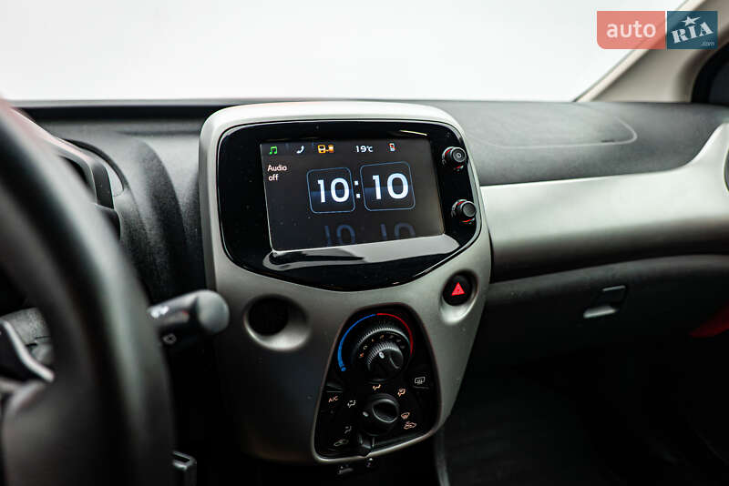 Хэтчбек Peugeot 108 2018 в Киеве фото 14 Хэтчбек Peugeot 108 2018 в Киеве