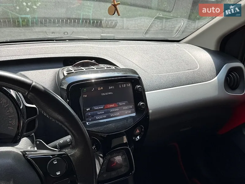 Peugeot 108 2018 VIN VF3PSCFBCHR177985 фото оголошення 2 з 34