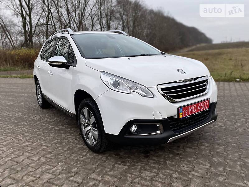 Хэтчбек Peugeot 2008 2015 в Ровно