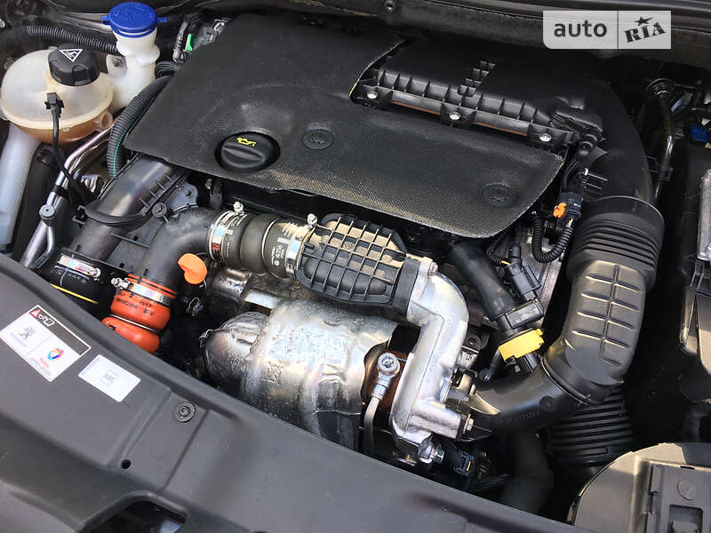 Позашляховик / Кросовер Peugeot 2008 2017 в Дубні