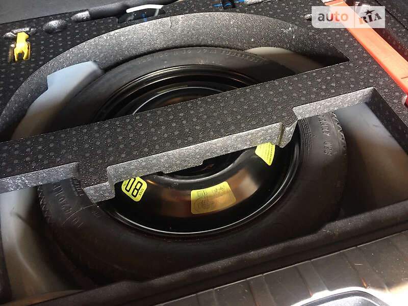 Позашляховик / Кросовер Peugeot 2008 2017 в Дубні