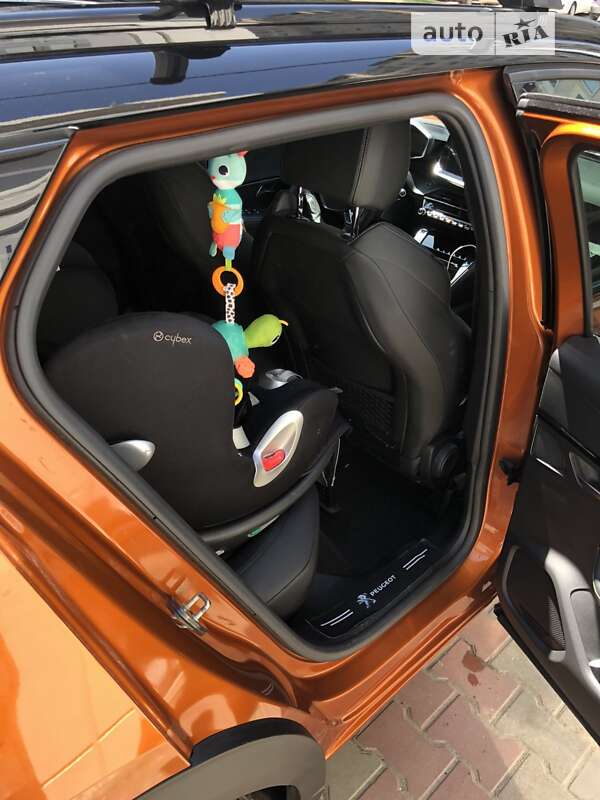 Позашляховик / Кросовер Peugeot 2008 2020 в Одесі