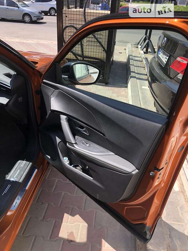 Позашляховик / Кросовер Peugeot 2008 2020 в Одесі