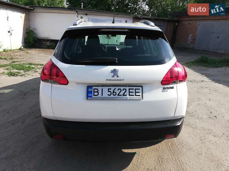 Позашляховик / Кросовер Peugeot 2008 2014 в Полтаві