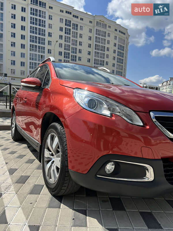 Внедорожник / Кроссовер Peugeot 2008 2014 в Хмельницком
