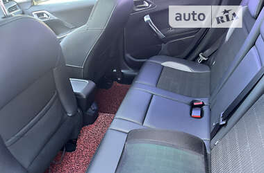 Внедорожник / Кроссовер Peugeot 2008 2015 в 