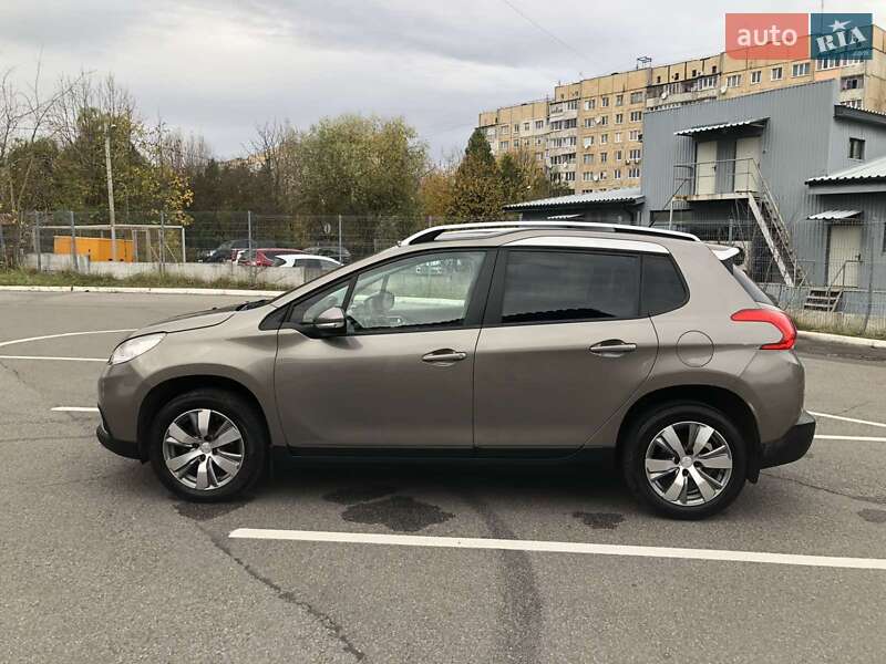 Внедорожник / Кроссовер Peugeot 2008 2014 в Львове