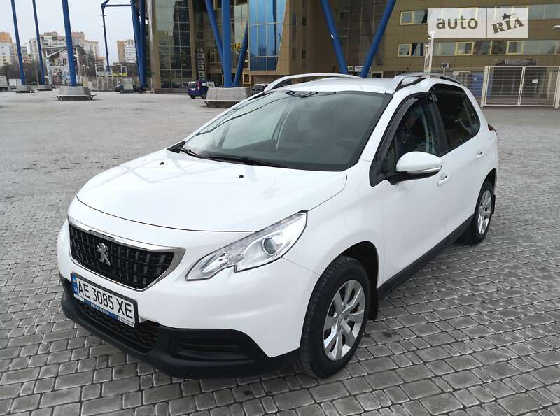 Внедорожник / Кроссовер Peugeot 2008 2017 в Харькове