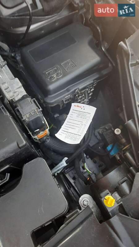 Позашляховик / Кросовер Peugeot 2008 2019 в Івано-Франківську