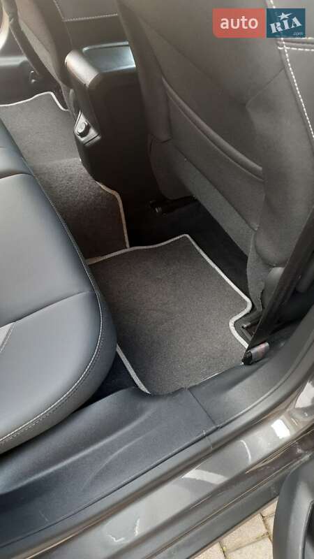 Позашляховик / Кросовер Peugeot 2008 2019 в Івано-Франківську