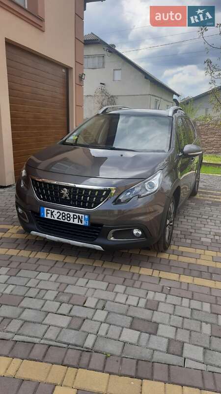 Позашляховик / Кросовер Peugeot 2008 2019 в Івано-Франківську