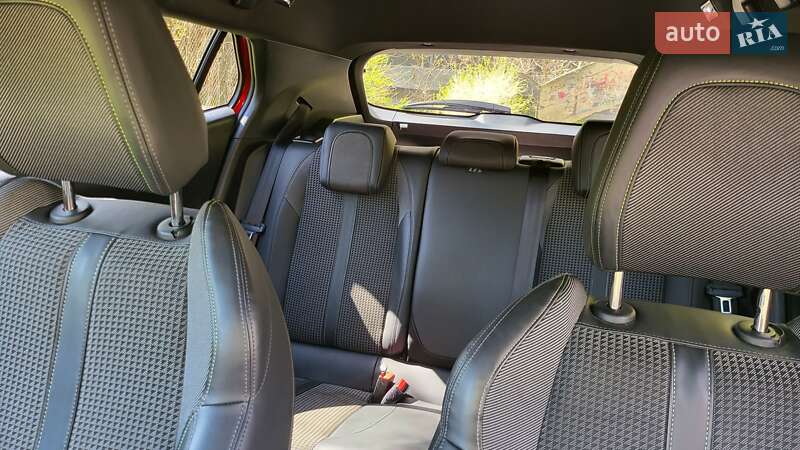 Позашляховик / Кросовер Peugeot 2008 2020 в Одесі
