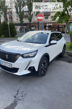 Внедорожник / Кроссовер Peugeot 2008 2020 в Киеве