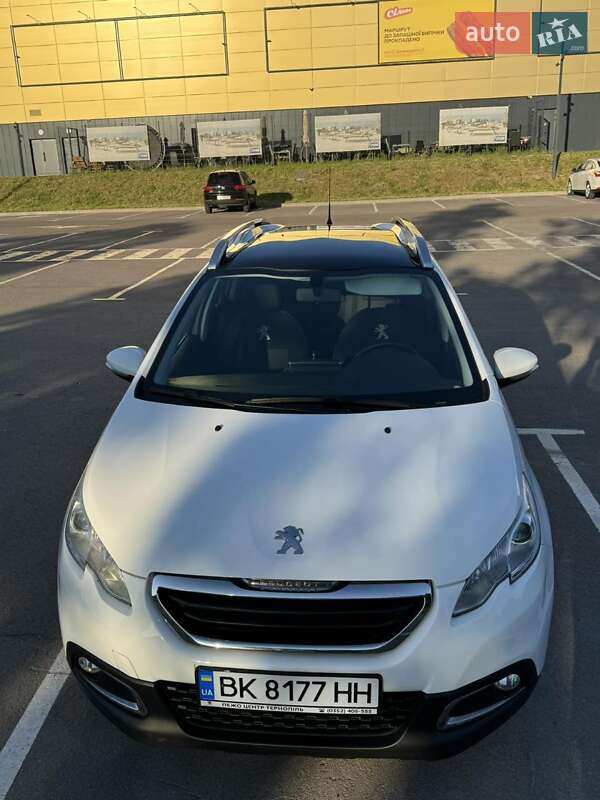 Внедорожник / Кроссовер Peugeot 2008 2014 в Ровно