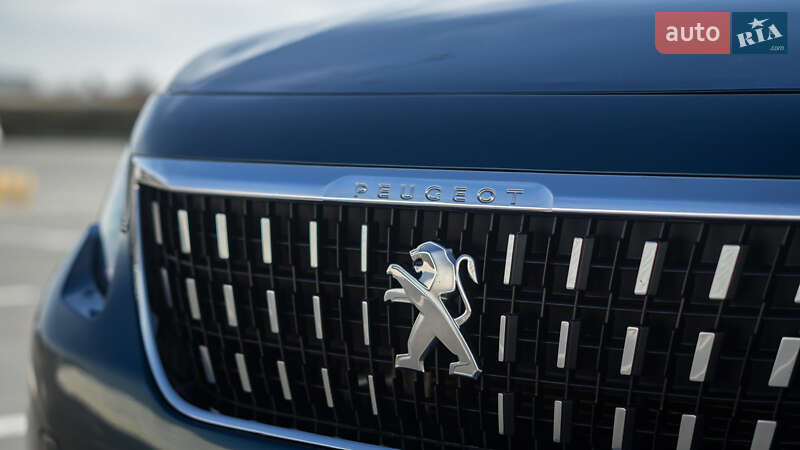 Позашляховик / Кросовер Peugeot 2008 2016 в Львові