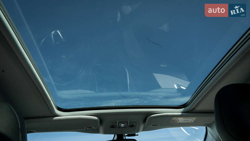 Позашляховик / Кросовер Peugeot 2008 2016 в Львові