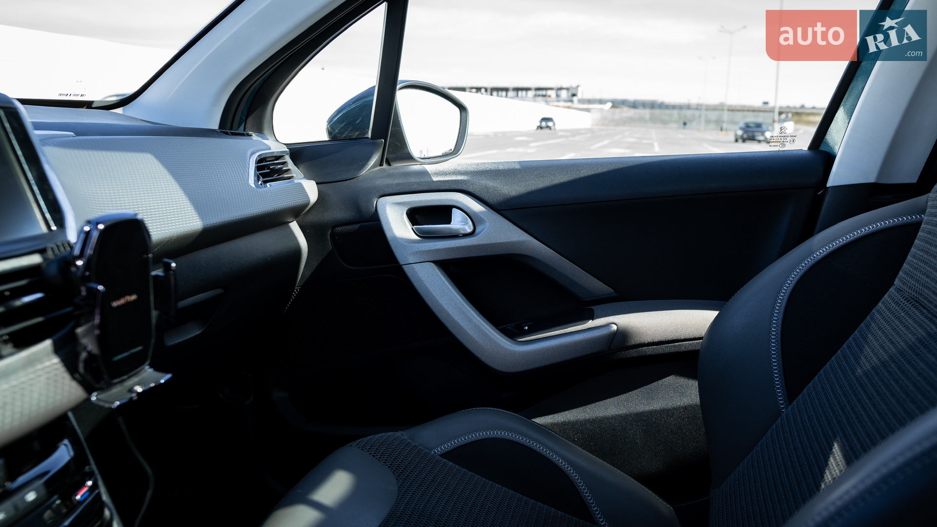 2016 Peugeot 2008 - мініатюра 40