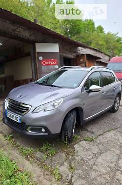 Позашляховик / Кросовер Peugeot 2008 2015 в Дніпрі