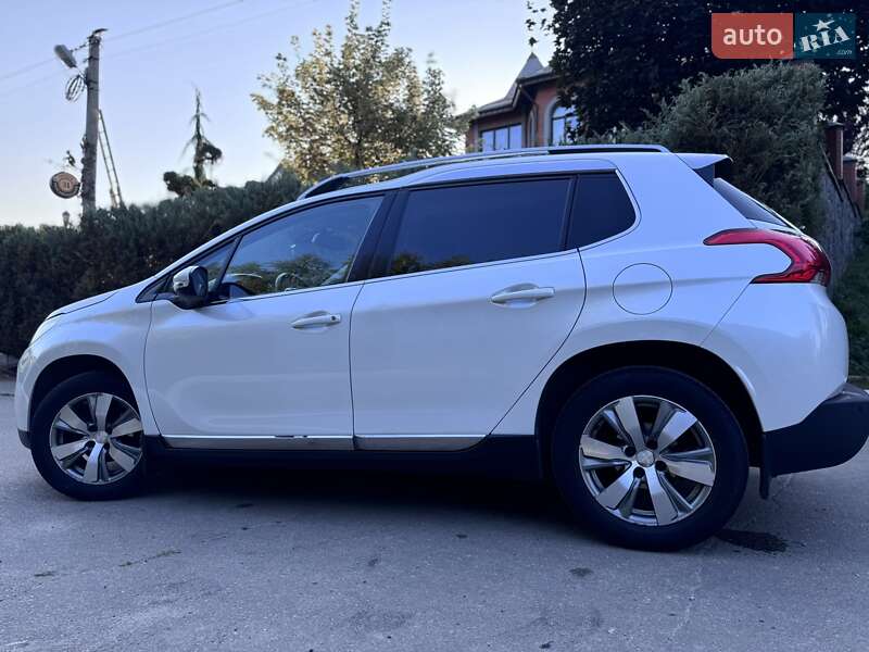 Позашляховик / Кросовер Peugeot 2008 2015 в Полтаві