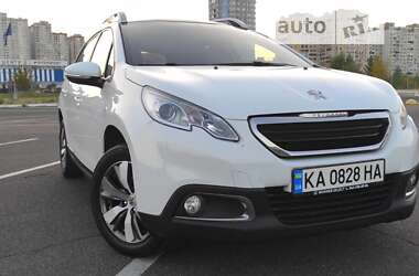 Внедорожник / Кроссовер Peugeot 2008 2014 в Киеве