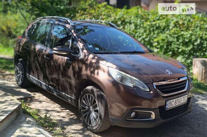 Позашляховик / Кросовер Peugeot 2008 2013 в 
