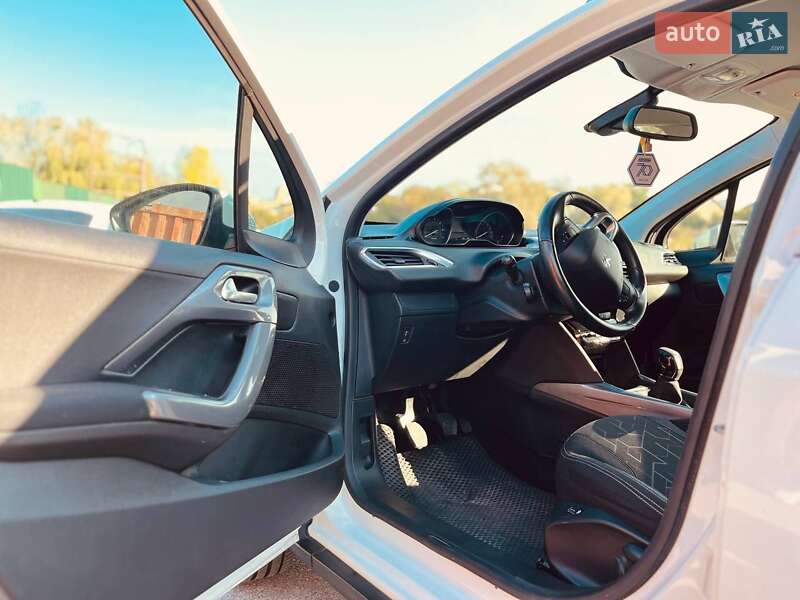 Позашляховик / Кросовер Peugeot 2008 2019 в Києві