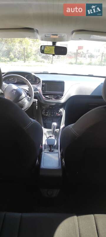 Позашляховик / Кросовер Peugeot 2008 2014 в Підволочиську