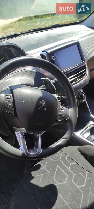 Позашляховик / Кросовер Peugeot 2008 2014 в Підволочиську