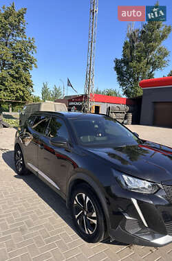 Внедорожник / Кроссовер Peugeot 2008 2020 в 