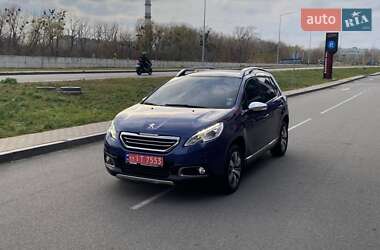 Внедорожник / Кроссовер Peugeot 2008 2015 в Киеве