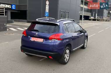 Внедорожник / Кроссовер Peugeot 2008 2015 в Киеве