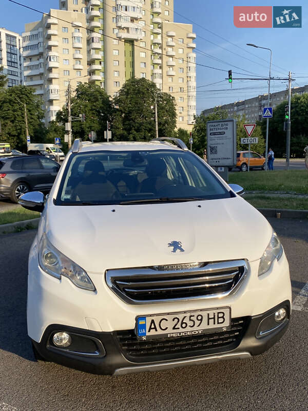 Позашляховик / Кросовер Peugeot 2008 2014 в Луцьку фото 5 Позашляховик / Кросовер Peugeot 2008 2014 в Луцьку