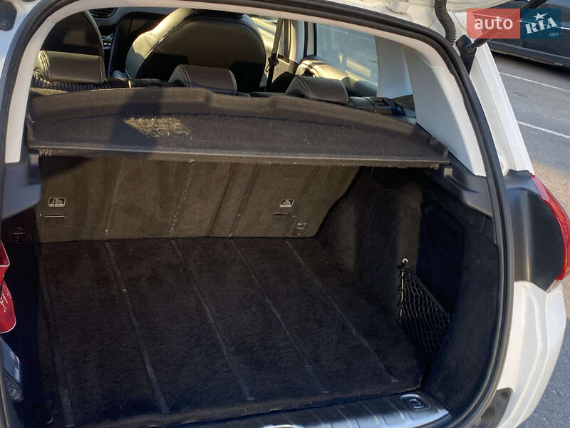 Позашляховик / Кросовер Peugeot 2008 2014 в Луцьку фото 20 Позашляховик / Кросовер Peugeot 2008 2014 в Луцьку
