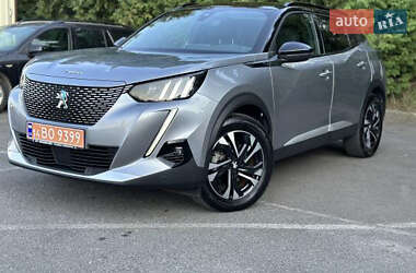 Внедорожник / Кроссовер Peugeot 2008 2021 в 