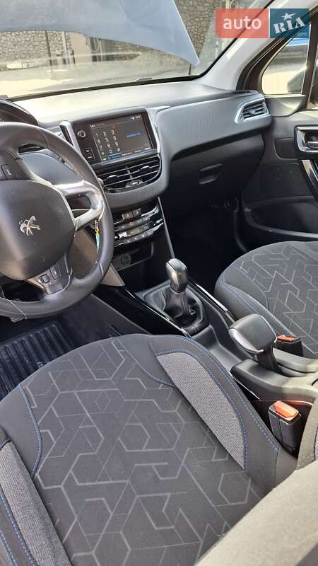 Позашляховик / Кросовер Peugeot 2008 2019 в Хмельницькому