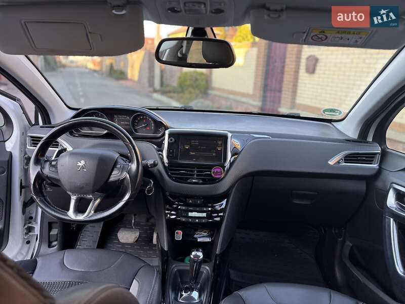 Позашляховик / Кросовер Peugeot 2008 2015 в Житомирі