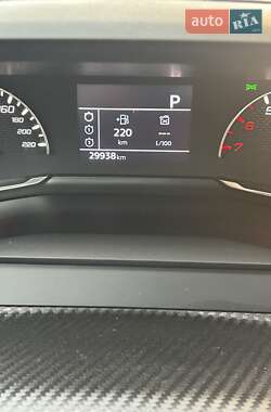 Внедорожник / Кроссовер Peugeot 2008 2021 в 