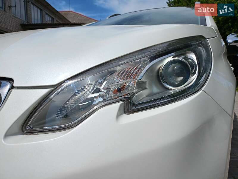 Позашляховик / Кросовер Peugeot 2008 2013 в Рівному фото 20 Позашляховик / Кросовер Peugeot 2008 2013 в Рівному