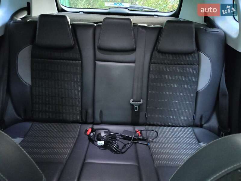 Позашляховик / Кросовер Peugeot 2008 2013 в Рівному фото 24 Позашляховик / Кросовер Peugeot 2008 2013 в Рівному