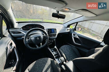Позашляховик / Кросовер Peugeot 2008 2013 в 