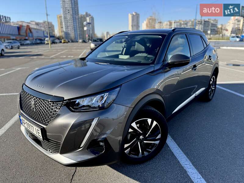 Внедорожник / Кроссовер Peugeot 2008 2020 в 
