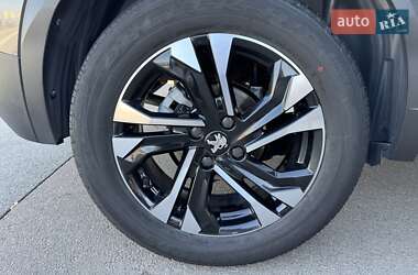 Внедорожник / Кроссовер Peugeot 2008 2020 в 