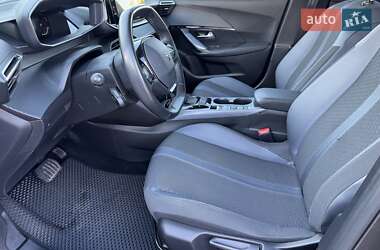 Внедорожник / Кроссовер Peugeot 2008 2020 в 