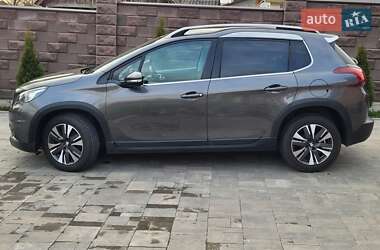 Внедорожник / Кроссовер Peugeot 2008 2018 в 