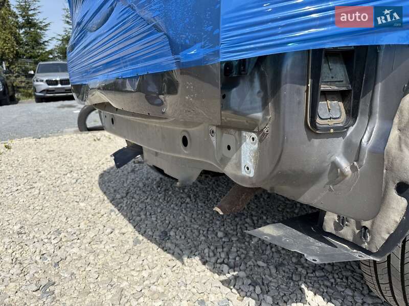 Позашляховик / Кросовер Peugeot 2008 2015 в Львові