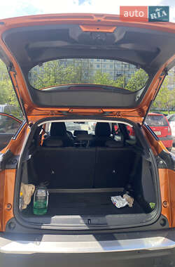 Внедорожник / Кроссовер Peugeot 2008 2020 в 