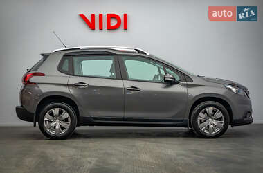 Позашляховик / Кросовер Peugeot 2008 2017 в 
